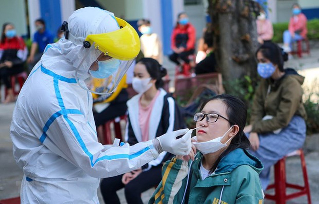 Việt Nam không có ca mắc mới, 33 người âm tính lần 3 với virus SARS-CoV-2
