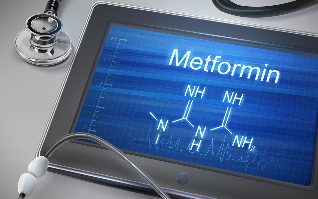 Suy đa cơ quan do tự tiêm truyền dẫn tới ngộ độc thuốc điều trị đái tháo đường Metformin