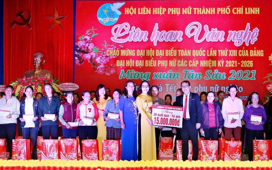 Phụ nữ Chí Linh trao 75 suất quà Tết cho phụ nữ nghèo 