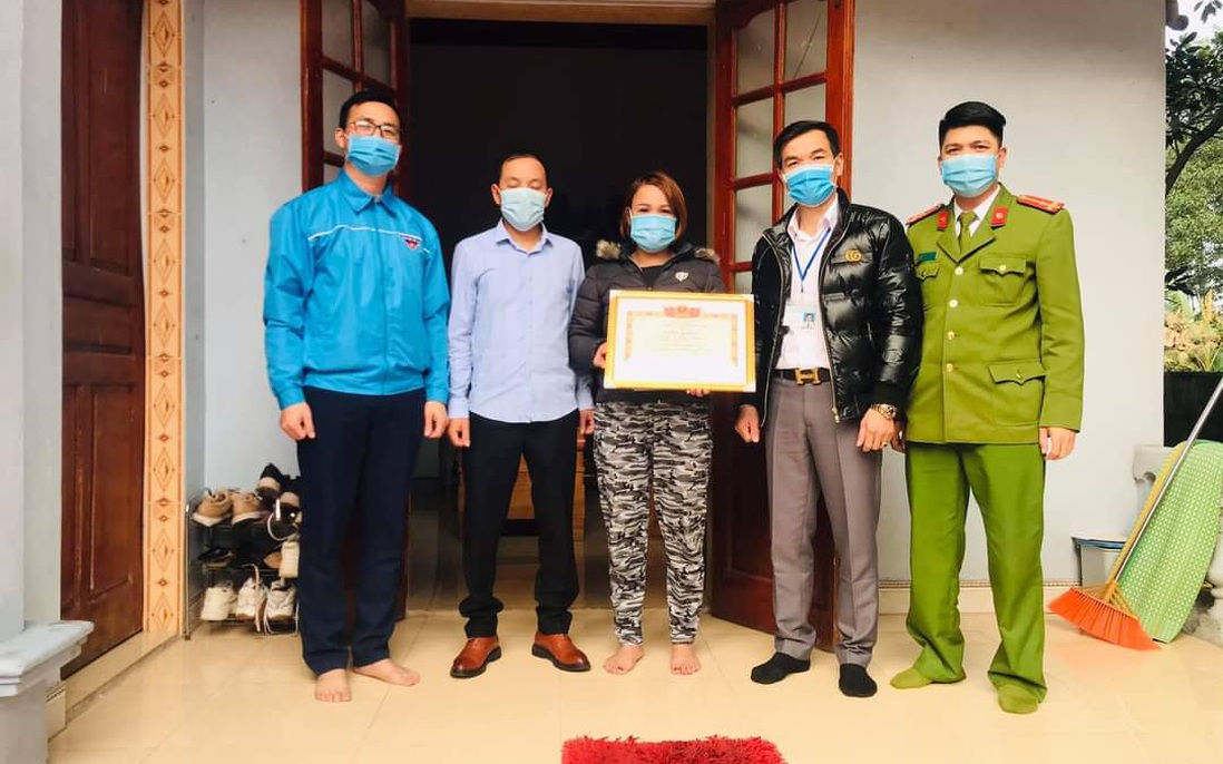 Quảng Ninh: Khen thưởng 2 gia đình hoãn đám cưới để phòng chống dịch Covid-19