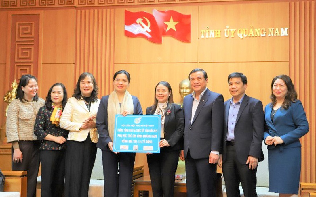 Chủ tịch Hội LHPNVN đề nghị Tỉnh ủy Quảng Nam đặc biệt quan tâm đến cán bộ nữ