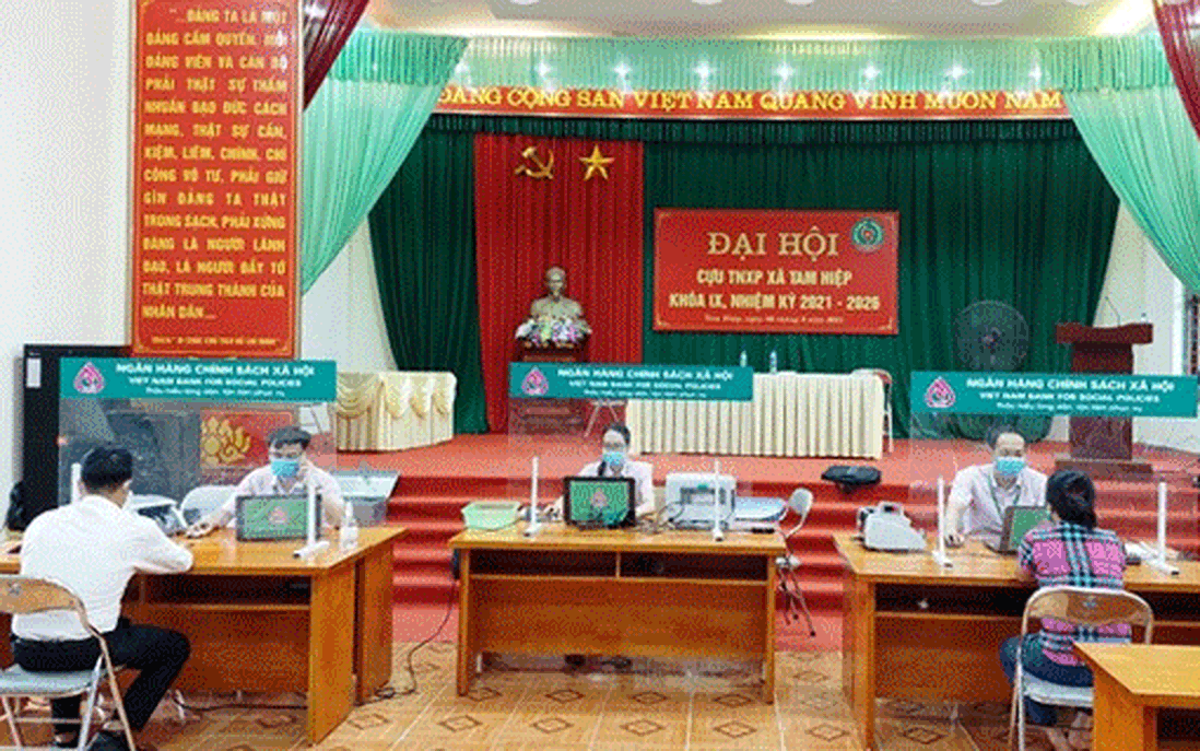 Bắc Giang chuyển vốn chính sách giúp dân vượt qua đại dịch Covid-19