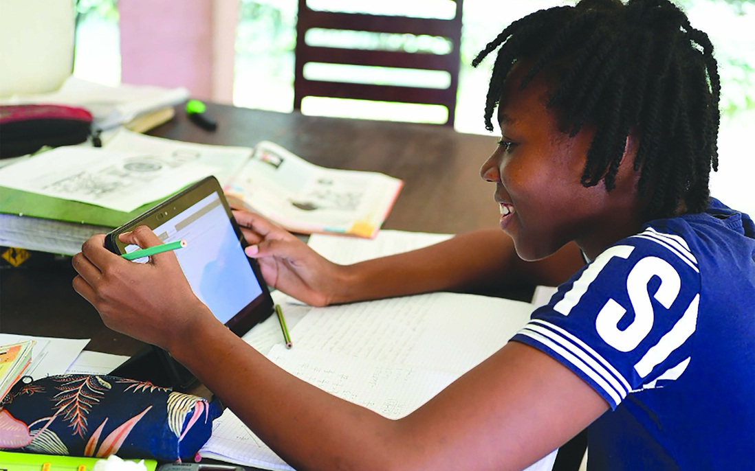 Nhân Ngày Quốc tế trẻ em gái (11/10): “Thế hệ kỹ thuật số của chúng ta”