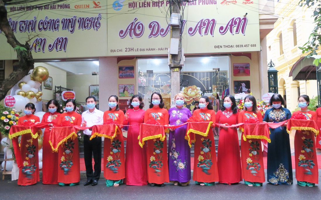Hội LHPN Hải Phòng ra mắt Trung tâm áo dài và dạy nghề thêu cho phụ nữ khuyết tật, phụ nữ nghèo