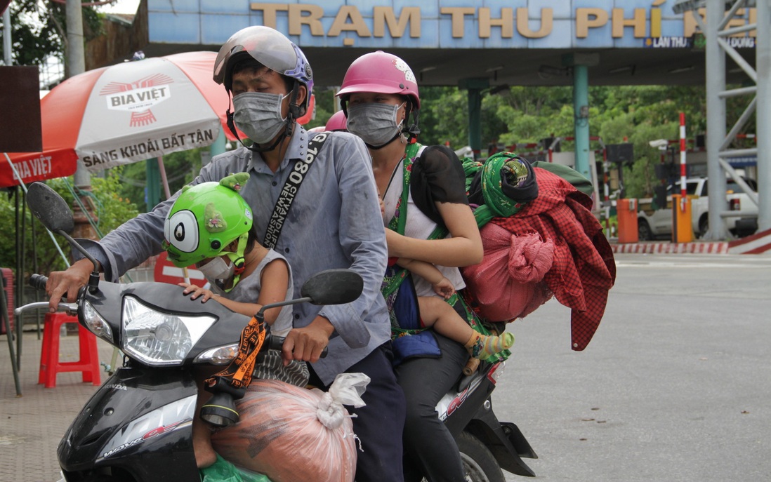 ĐBQH đề nghị tập trung giải quyết sinh kế cho "làn sóng" lao động về quê tránh dịch