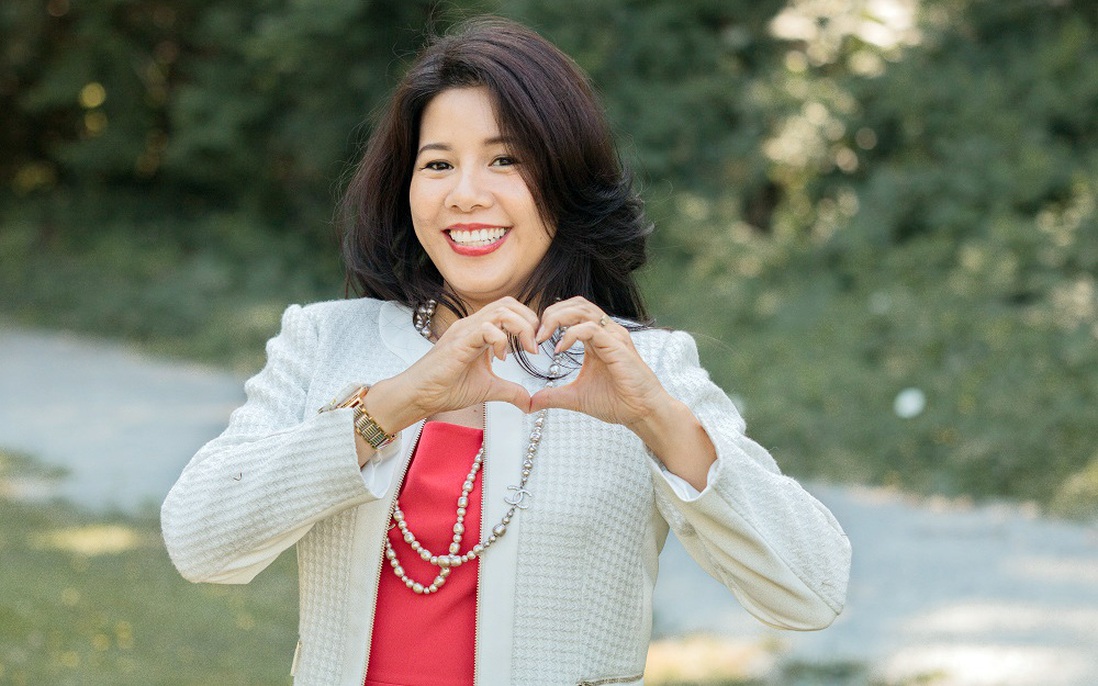 Nữ doanh nhân Canada gốc Việt truyền cảm hứng sống hạnh phúc đến giới trẻ