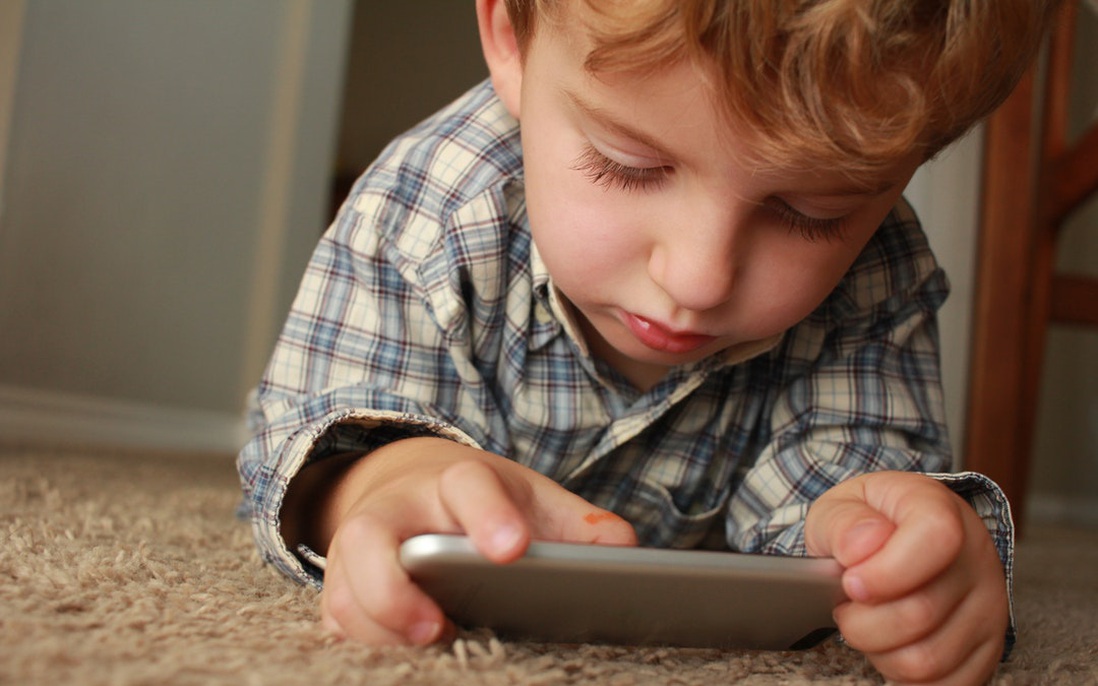 Cách hạn chế thời gian sử dụng điện thoại ở trẻ