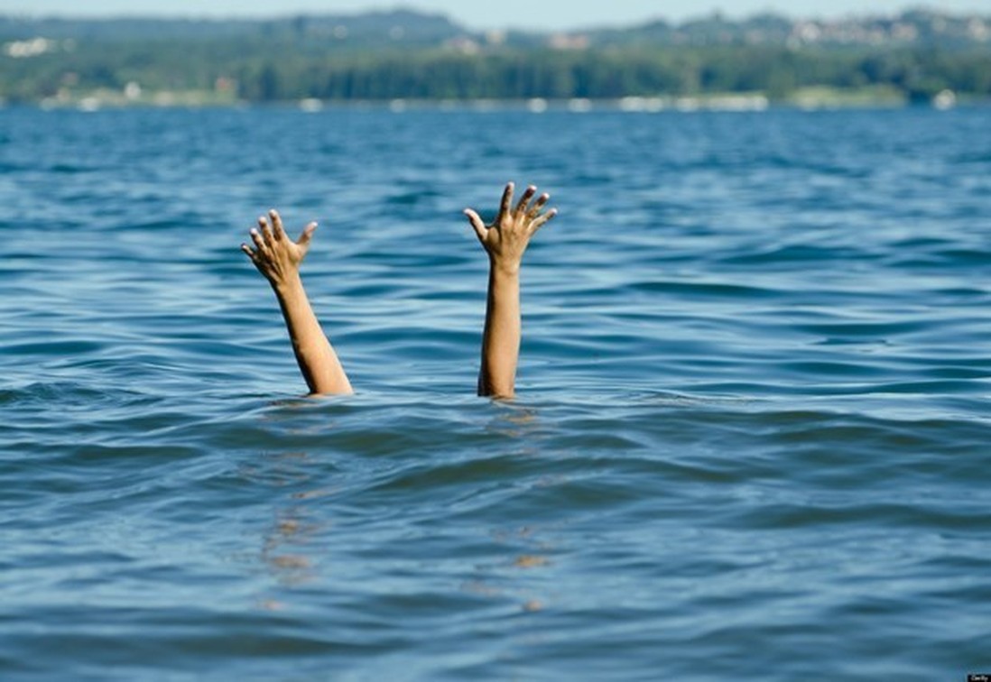 Điện Biên: 2 nữ sinh đuối nước thương tâm khi tắm trên sông Mã