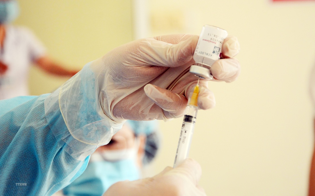 Bộ Y tế yêu cầu báo cáo về các ca tai biến nặng sau tiêm vaccine Covid-19