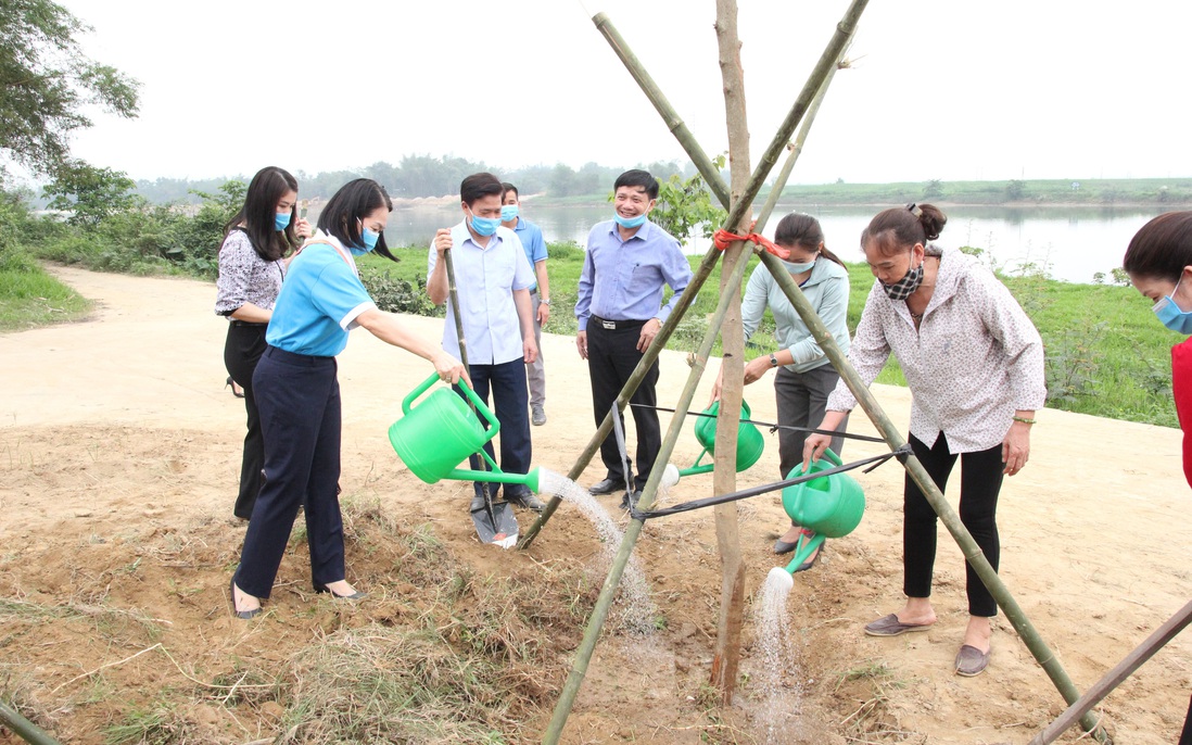 
Hà Tĩnh: Phụ nữ phát động “trồng 1 triệu cây xanh”