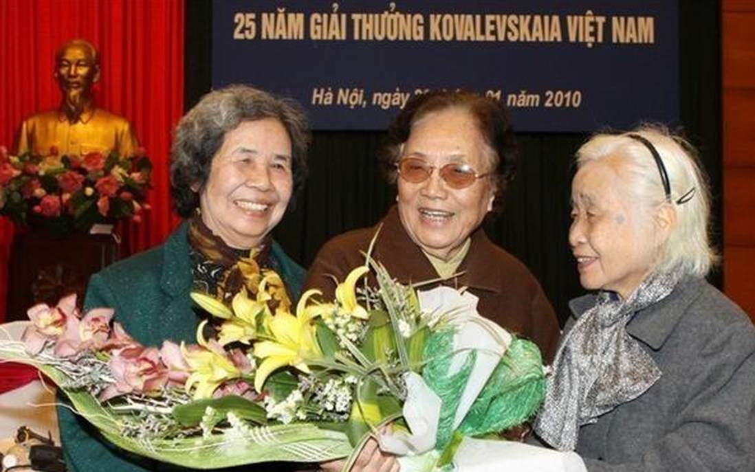 Chân dung 10 nữ khoa học đầu tiên nhận giải thưởng Kovalevskaia Việt Nam
