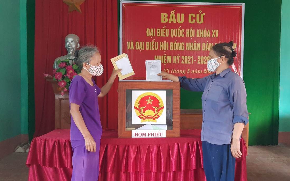 Bắc Giang: 98,36% cử tri nữ đi bầu cử