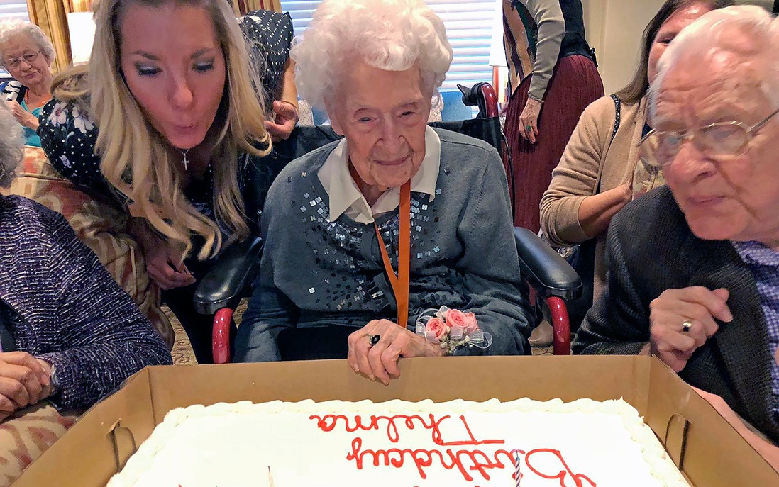 Cụ bà 114 tuổi vượt qua 2 đại dịch và 2 lần bị ung thư