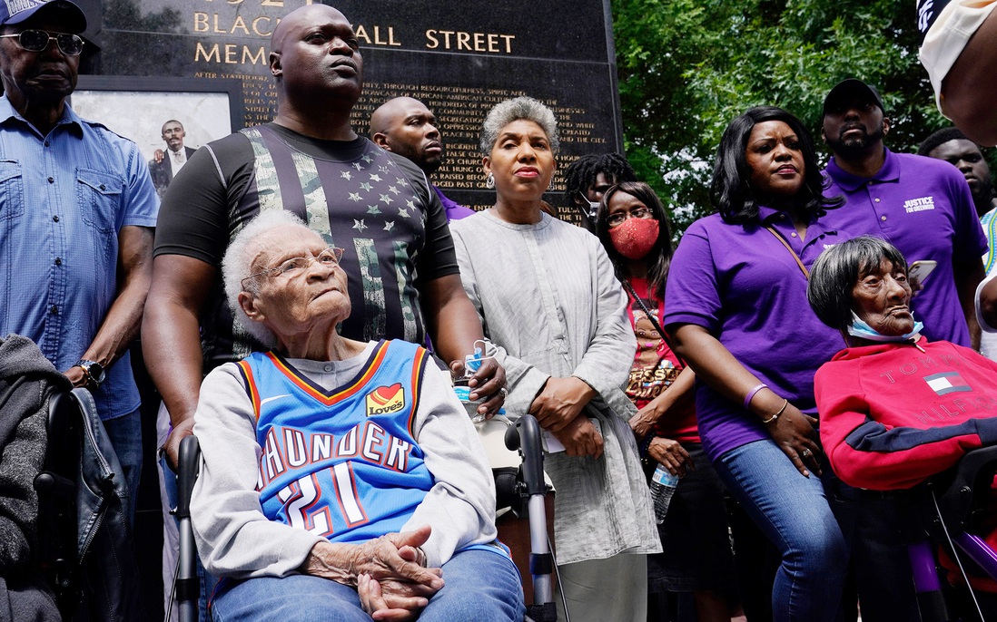 Những nhân chứng sống đau đớn nhớ về vụ thảm sát Tulsa ở Mỹ cách đây 100 năm