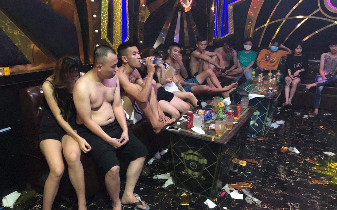 Thanh Hóa: Bất chấp dịch Covid-19, nhóm thanh niên tổ chức sinh nhật bằng "tiệc" ma túy 