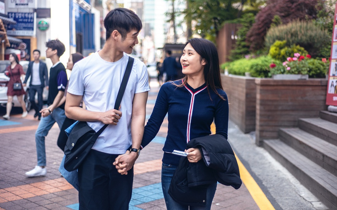 Giới trẻ Hàn Quốc thay đổi quan điểm trong việc trả tiền “tình phí”