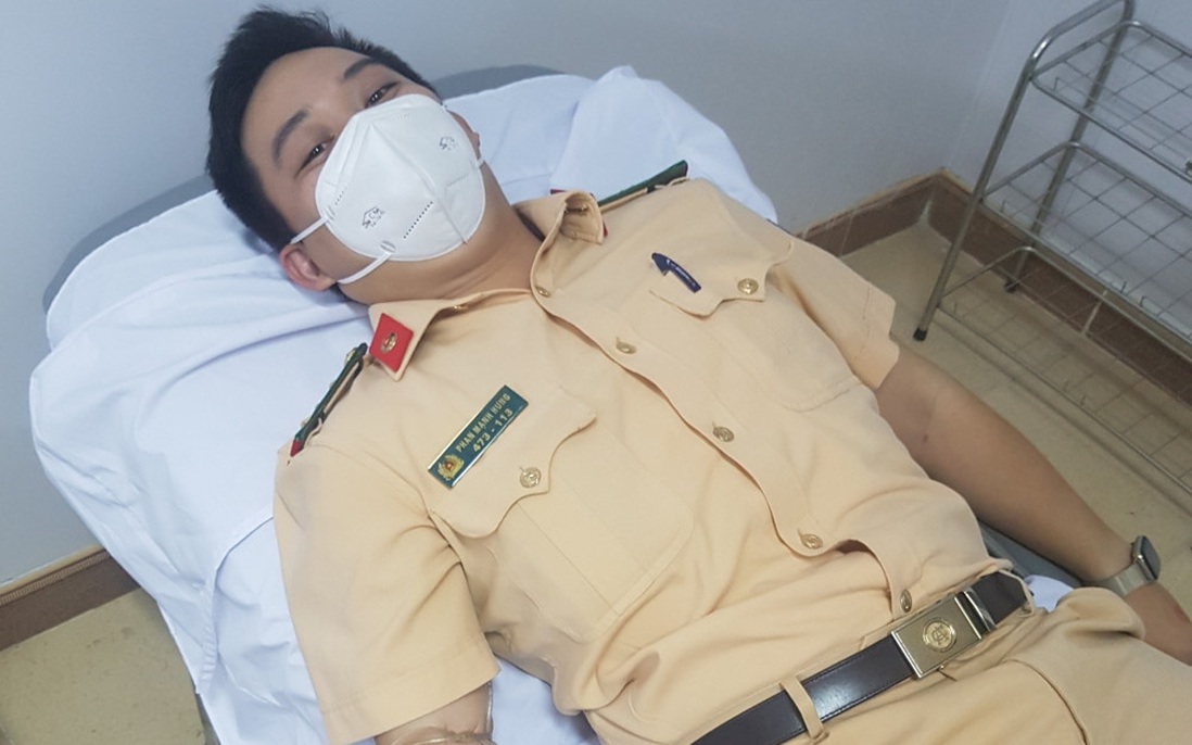Hà Tĩnh: 5 chiến sĩ công an hiến máu cứu sản phụ qua cơn nguy kịch