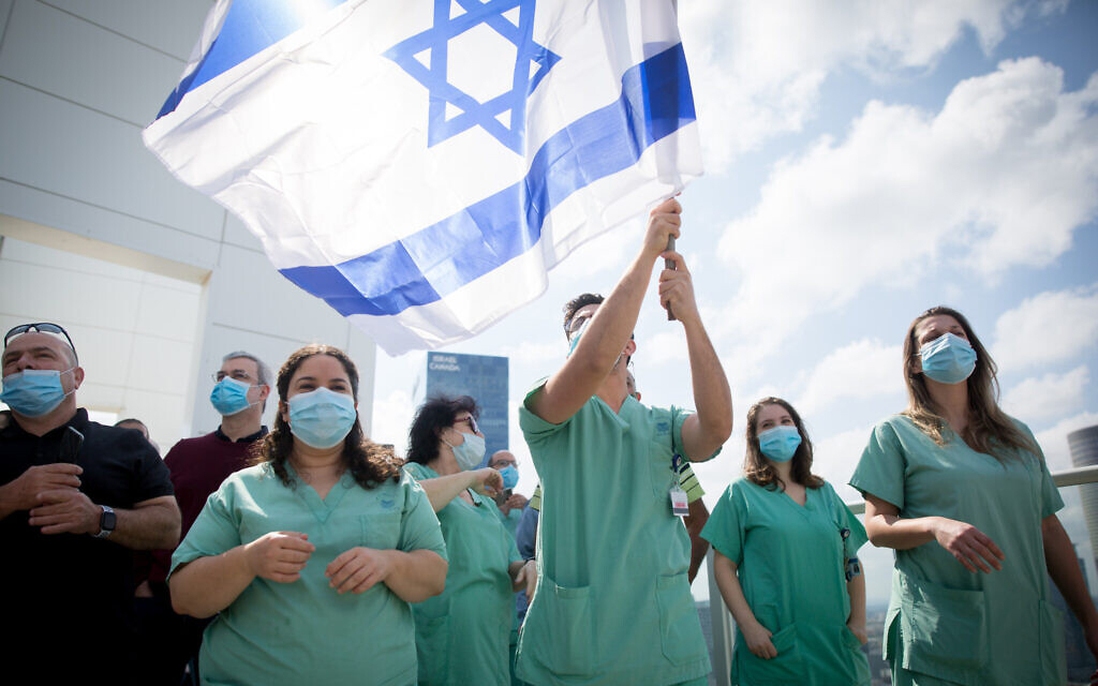 Bí quyết chống Covid-19 thành công của Israel: Xét nghiệm nhanh, tiêm chủng "thần tốc"