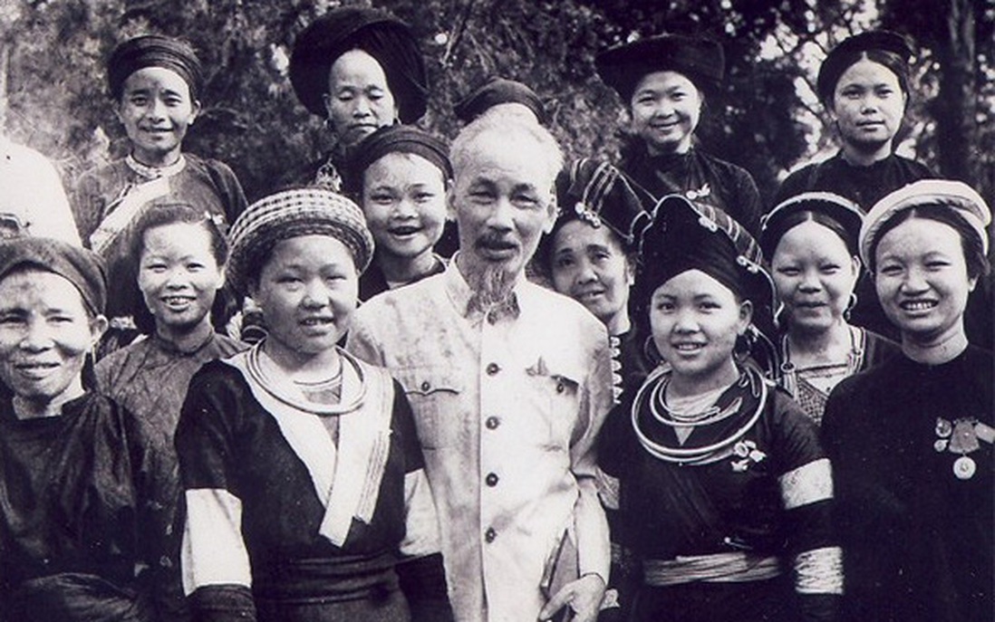 Kỷ niệm 110 năm Ngày Bác Hồ ra đi tìm đường cứu nước: Hồ Chí Minh và con đường giải phóng phụ nữ