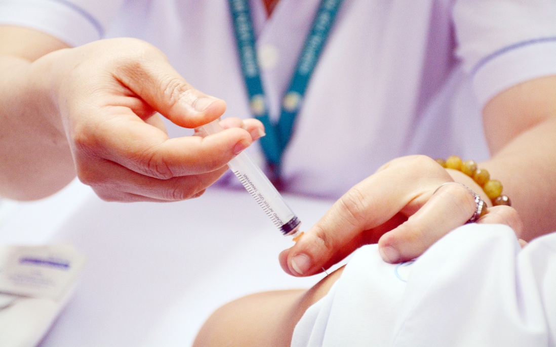 TPHCM tiêm gần 72.000 liều vaccine ngừa Covid-19 đợt 3