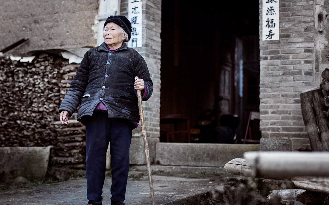 Tuổi già hiu quạnh - hệ quả từ chính sách 1 con suốt 35 năm của Trung Quốc