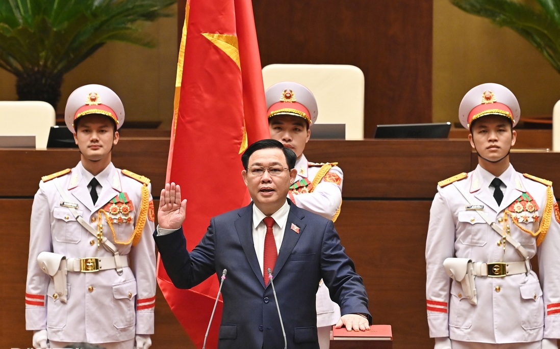 VIDEO Chủ tịch Quốc hội khóa XV Vương Đình Huệ tuyên thệ nhậm chức