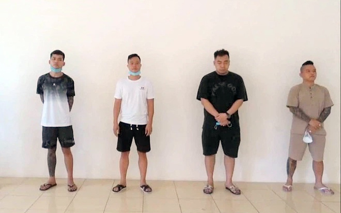 "Thánh chửi" Dương Minh Tuyền bị bắt khi đang sử dụng ma túy trong quán karaoke
