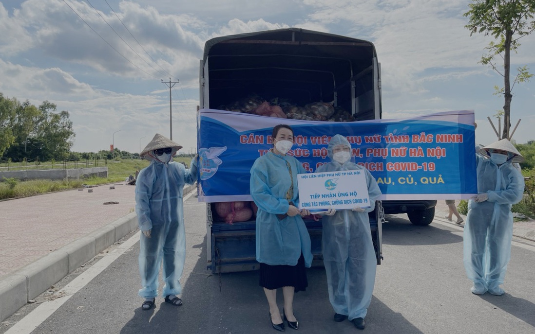 Phụ nữ Bắc Ninh ủng hộ Hà Nội 13,5 tấn rau củ quả 