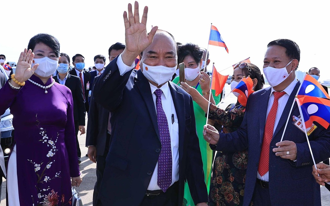 Chủ tịch nước Nguyễn Xuân Phúc và Phu nhân thăm hữu nghị chính thức CHDCND Lào