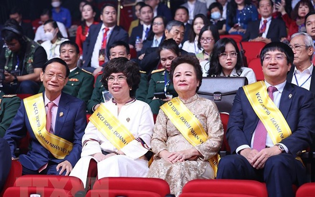 2 nữ doanh nhân vào Top 10 Doanh nhân Việt Nam tiêu biểu nhất 