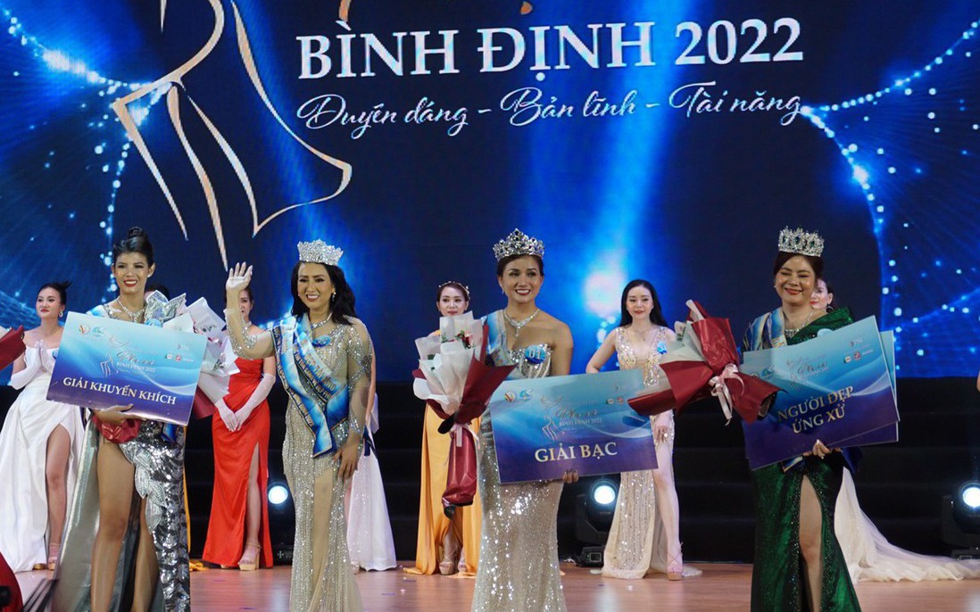 20 thí sinh xuất sắc thi chung kết "Tỏa sáng vẻ đẹp phụ nữ Bình Định"