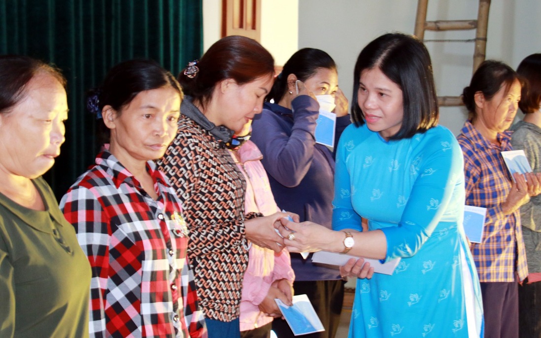 Hội LHPN Nam Định: Trang bị kiến thức cho chị em giao lưu, chia sẻ trên không gian mạng