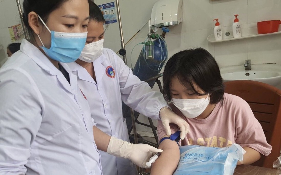 Bắc Kạn: 1 huyện hơn 700 học sinh nghỉ ốm, đã có trẻ tử vong và khuyến cáo của bác sĩ