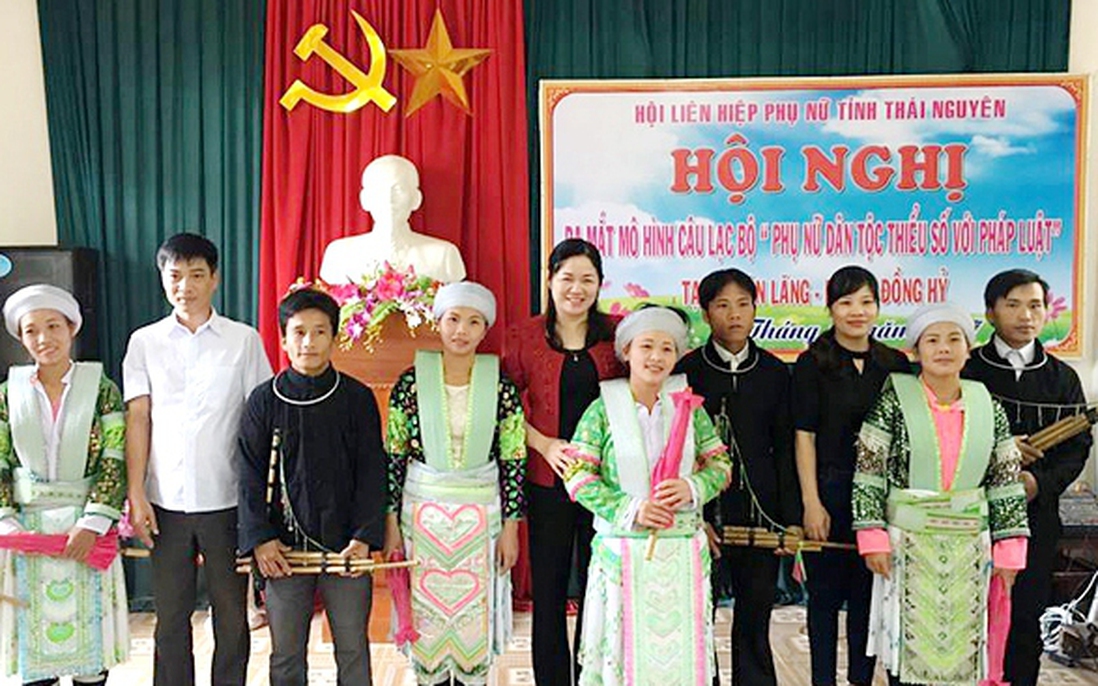 Câu lạc bộ pháp luật của phụ nữ dân tộc thiểu số ở Thái Nguyên