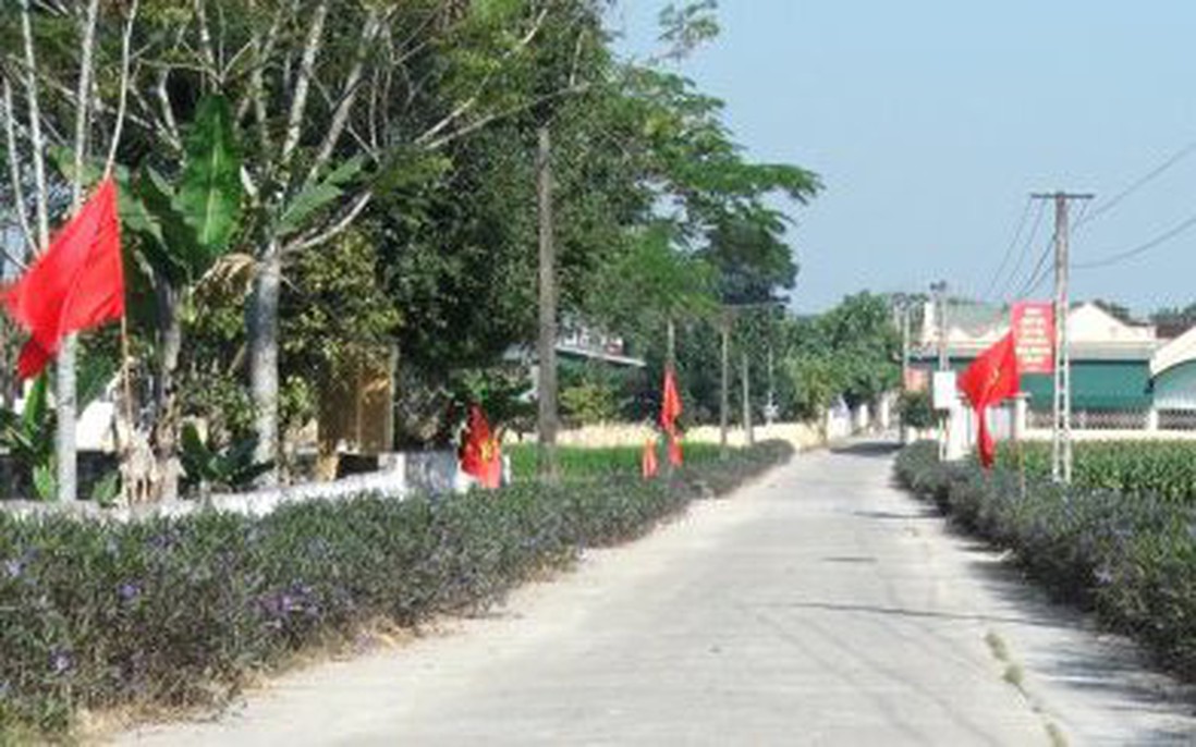 Đường hoa phụ nữ xã Xuân Giang  – tô thắm diện mạo nông thôn mới