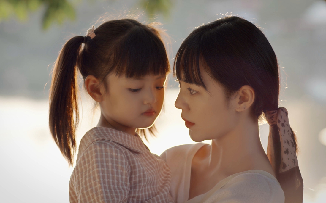 Quỳnh Kool làm mẹ đơn thân trong phim mới