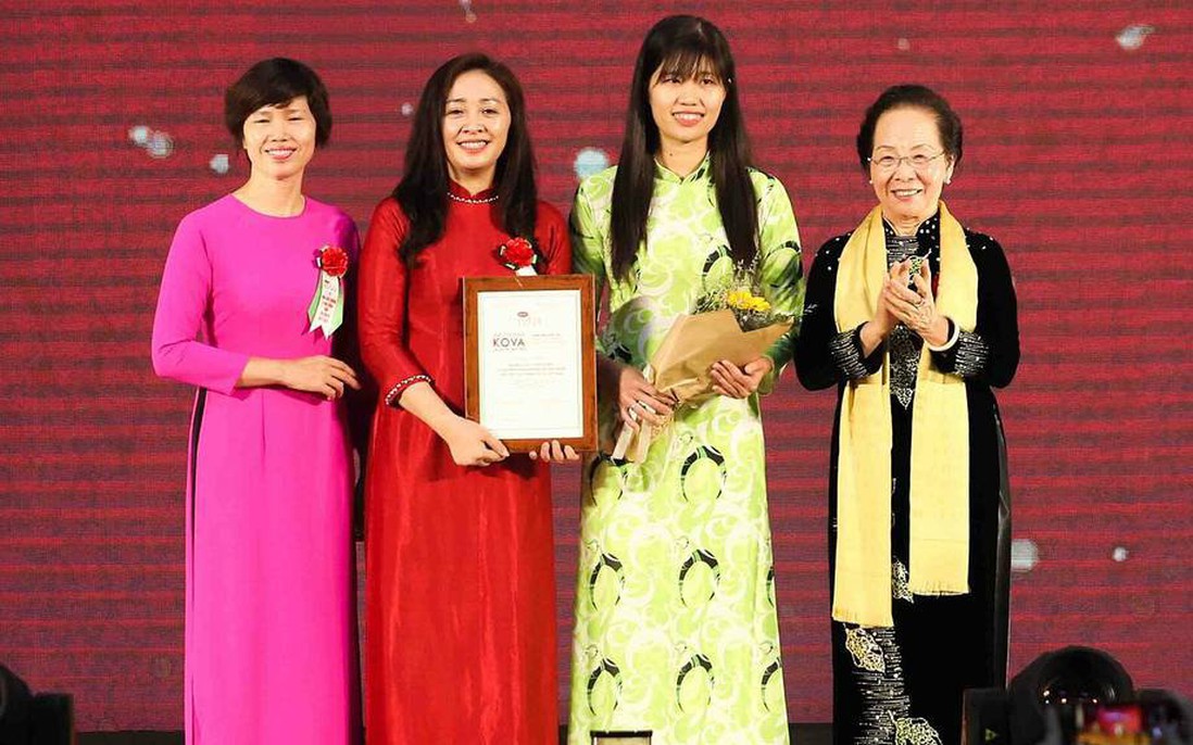 2 nhà khoa học nữ được trao Giải thưởng Kova hạng mục kiến tạo