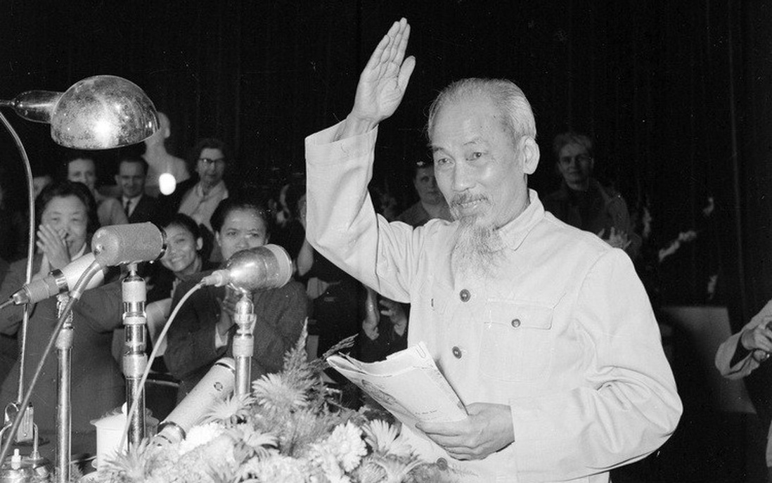 Chủ tịch Hồ Chí Minh và hai kỳ Đại hội đáng nhớ của phụ nữ Việt Nam