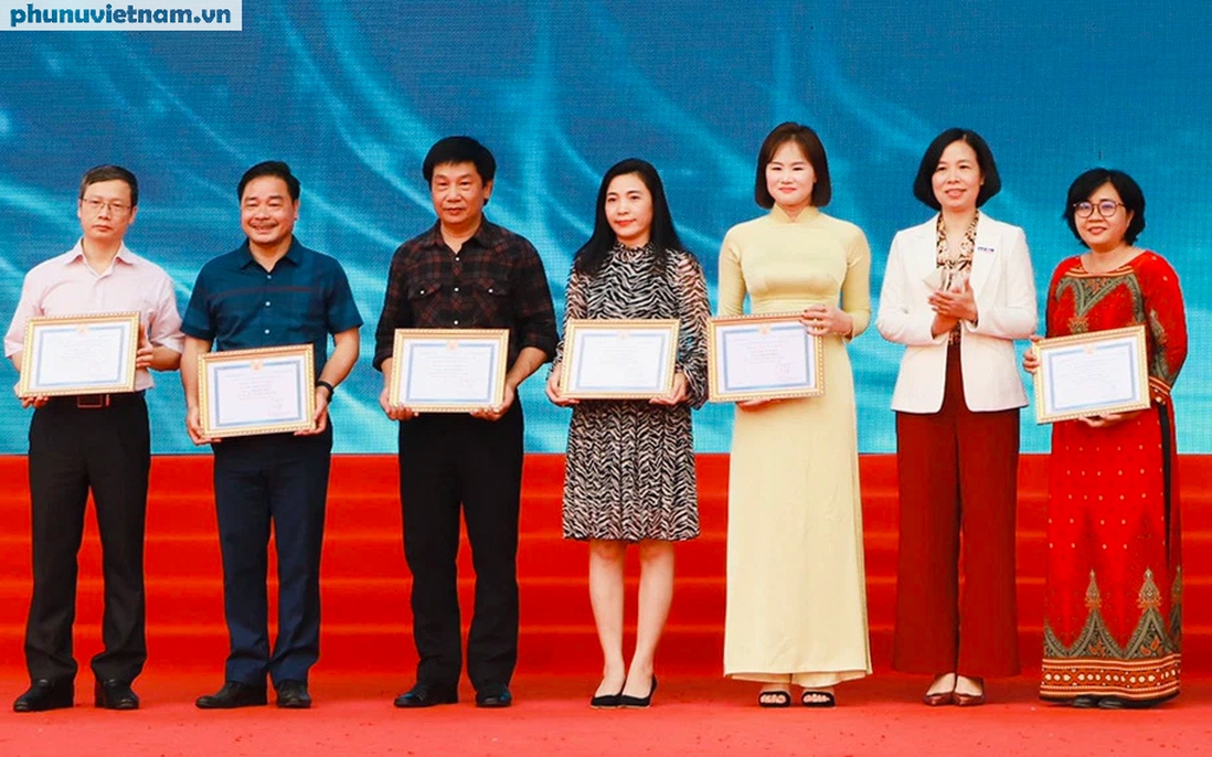 Báo Phụ nữ Việt Nam được trao 2 giải thưởng tại Hội Báo toàn quốc 2022