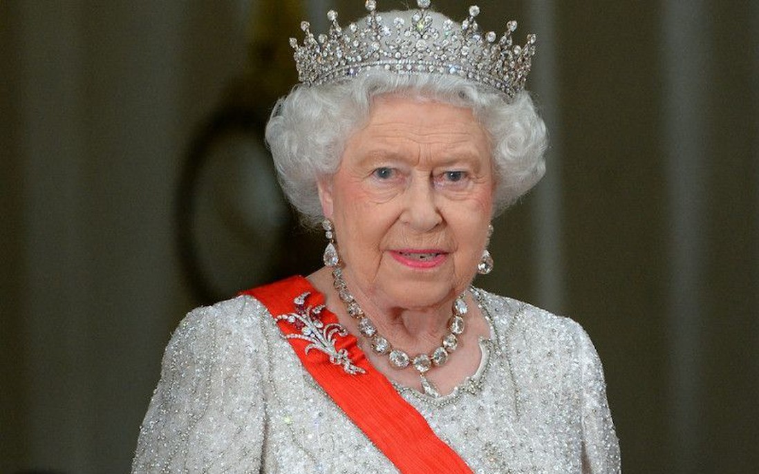 Nữ hoàng Anh ghi dấu mốc lịch sử 