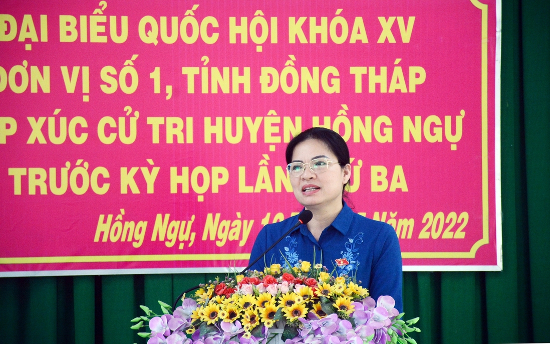 Đại biểu Quốc hội, Chủ tịch Hội LHPN Việt Nam Hà Thị Nga tiếp xúc cử tri Đồng Tháp