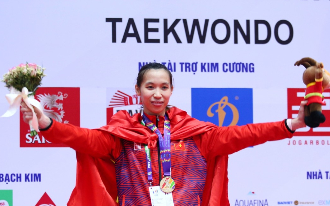 Đường tới giải Vàng SEA Games 31 của võ sĩ Kim Tuyền: Giảm 8kg, bị giãn dây chằng