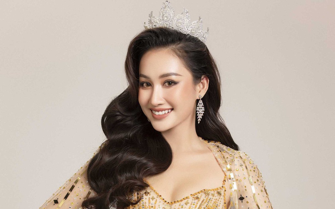 Hoa khôi miền Trung Đoàn Hồng Trang dự thi Miss Global 2022