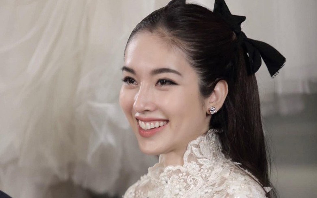 Hoa hậu chuyển giới Nong Poy U35 đi đám cưới mặc đơn giản vẫn đẹp hút mắt