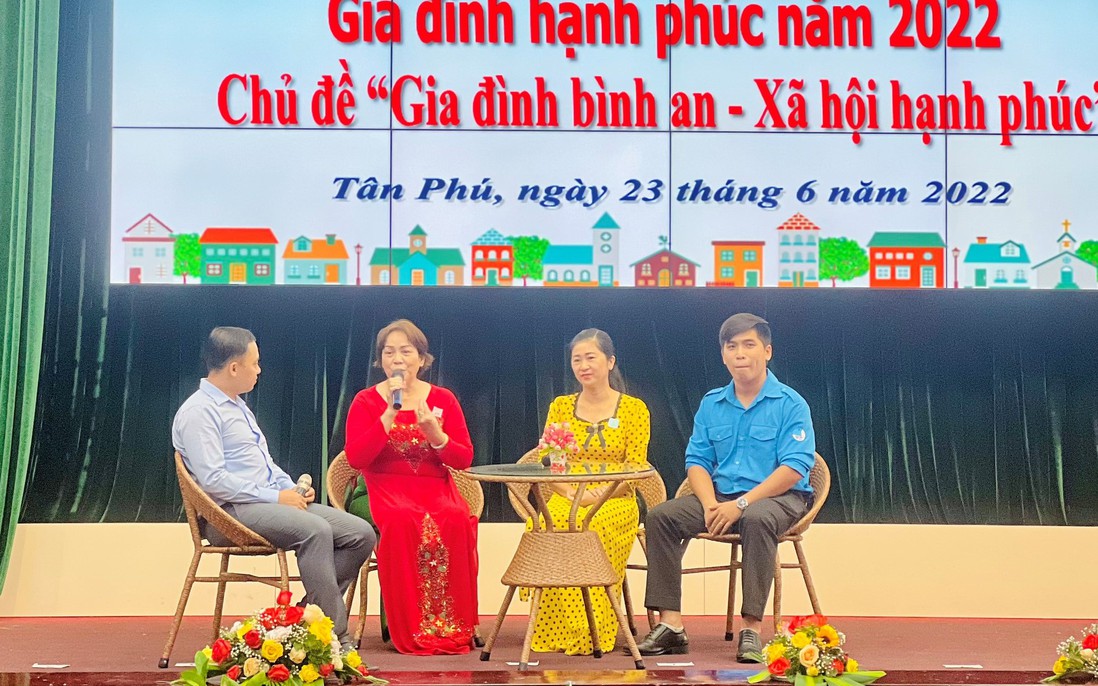 TPHCM: Phụ nữ Tân Phú chia sẻ bí quyết xây dựng gia đình hạnh phúc