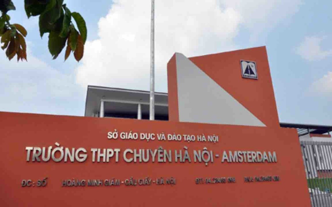 Ở trường THPT chuyên Hà Nội - Amsterdam học gì? 