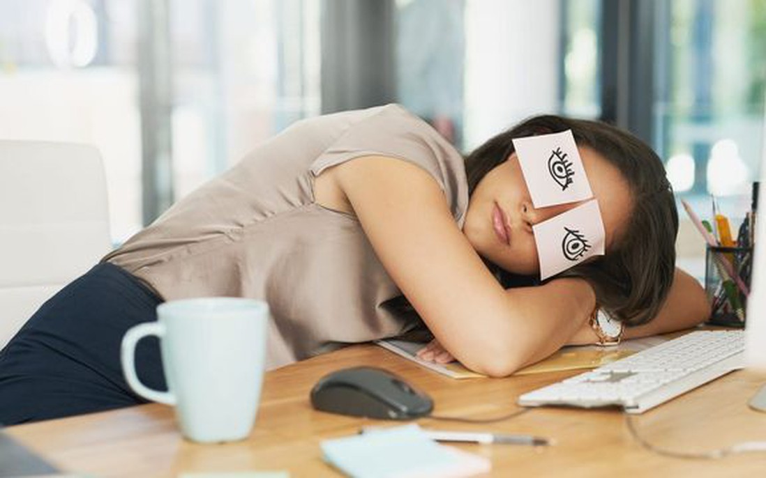 2 kiểu ngủ trưa nguy hiểm có thể gây nhồi máu não