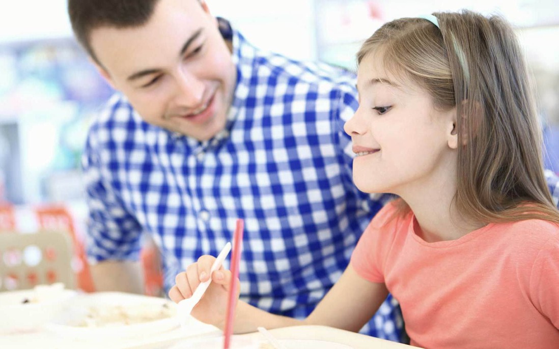 Cha mẹ Mỹ dạy con có khéo "như lời đồn"? Thầy giáo ở TPHCM có tiết lộ thú vị