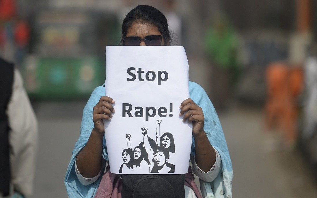 Nam Phi: 8 nữ diễn viên bị cưỡng hiếp khi quay video ca nhạc