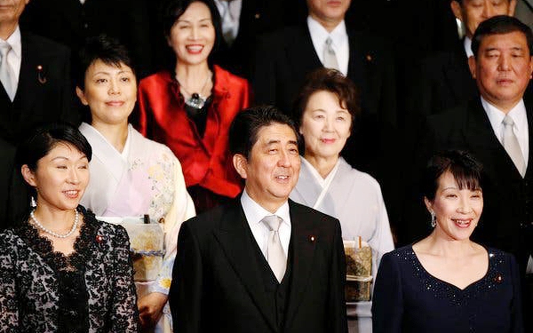 "Womenomics" - tâm huyết suốt 8 năm làm Thủ tướng Nhật Bản của ông Abe Shinzo